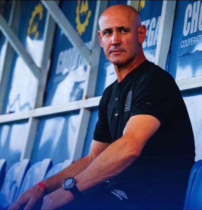 *LOS TIRARON PARA BOTARLOS* EN HONDURAS SE HABLA DE *CAMA* AL EX DT DEL...