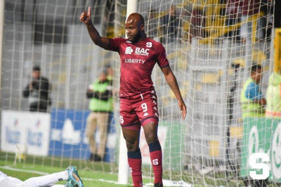 JAVON EAST HABLA DE UN POSIBLE REGRESO A SAPRISSA