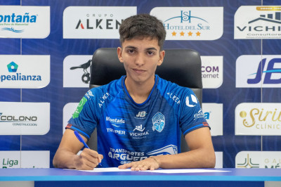 ¡El goleador U-21 llega con hambre de gol! Allan Fallas sueña con ama...