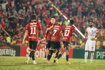 LDA podría jugar una posible final sin aficionados