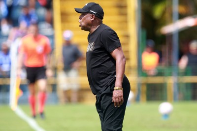 “La única forma de callar todo es siendo campeón”: Medford respon...
