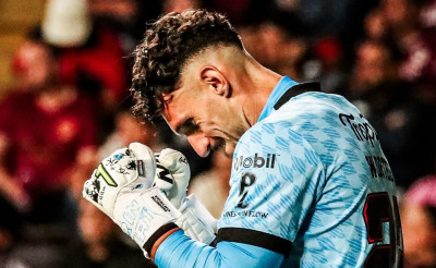 Alarma en la portería rojinegra